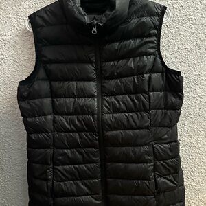 McKinley Black Quilted Women's Vest